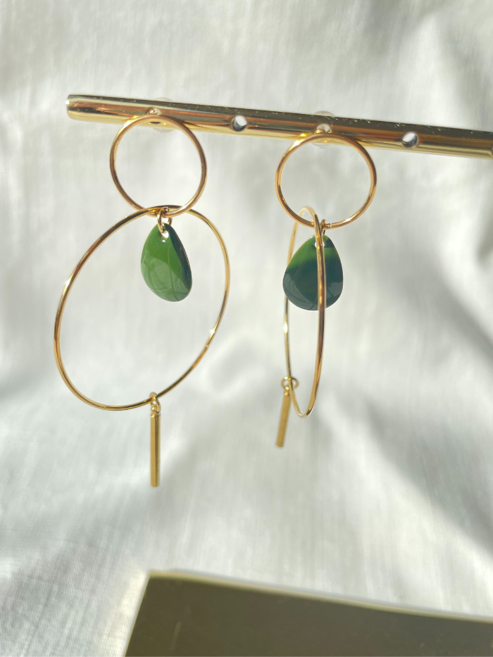 Boucles d'oreilles contemporaines dorées - LIVIA - Vert